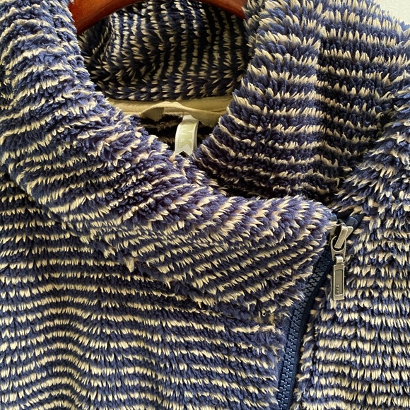 Jacket - Picture 2 of 5